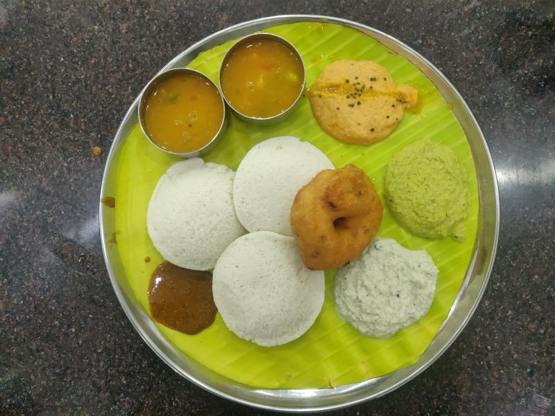 Idli & Vada Platter